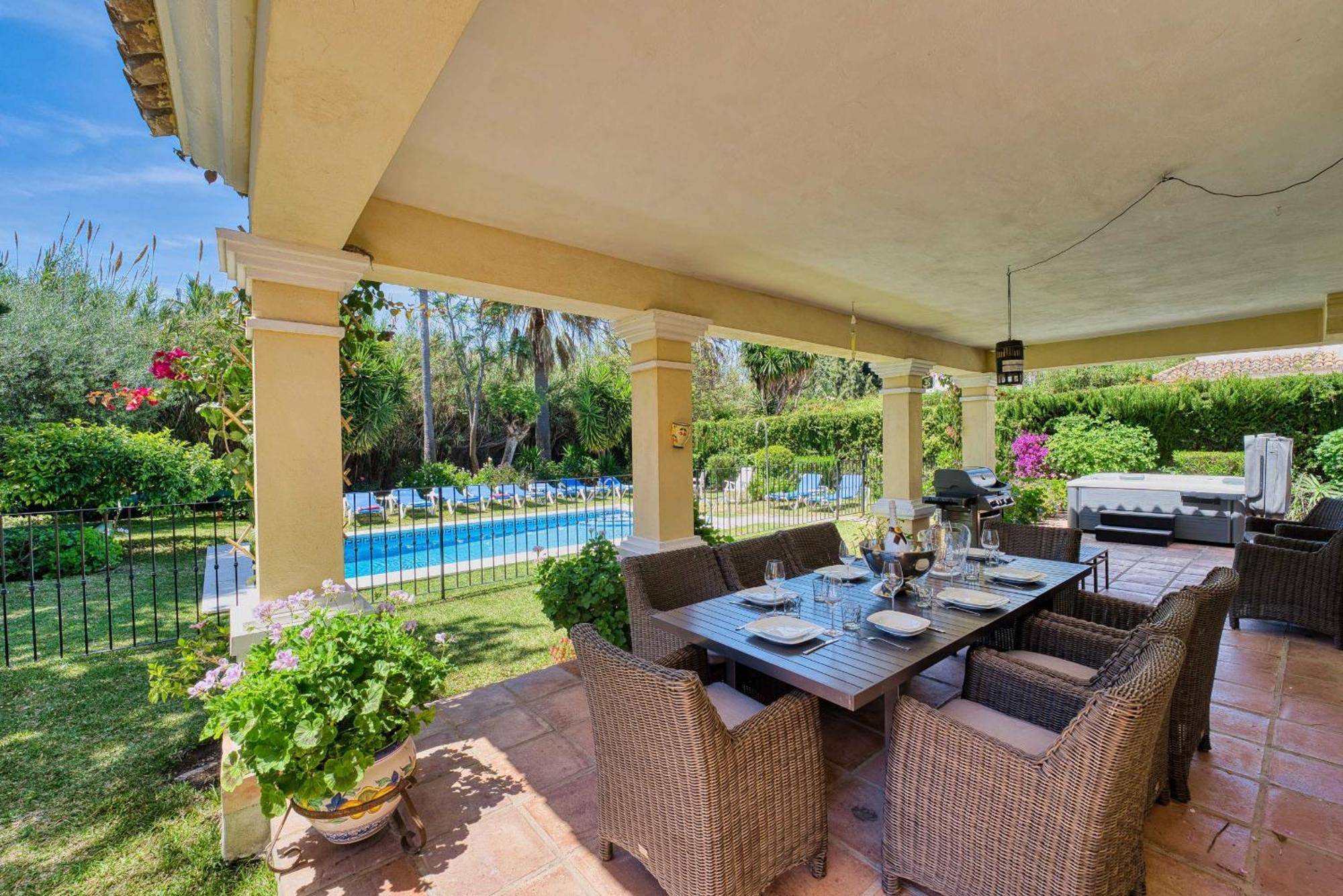 1106 Marbella Large Family Villa 에스테포나 외부 사진